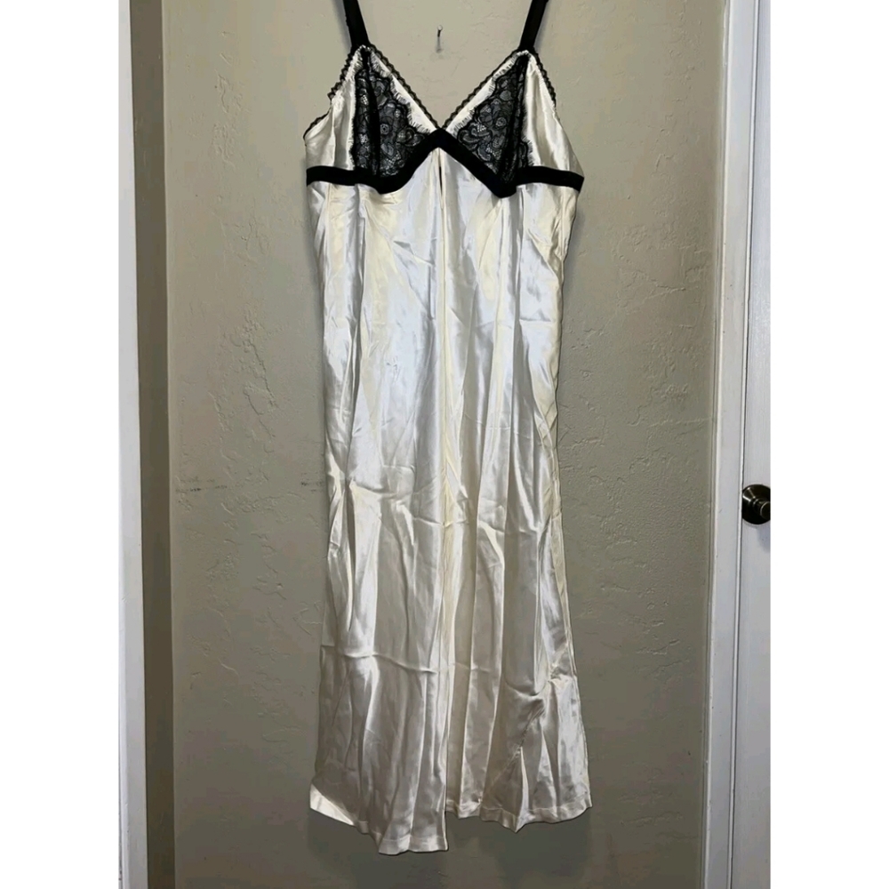 Soma womens nightgown white black lace trim 100% silk sz XL